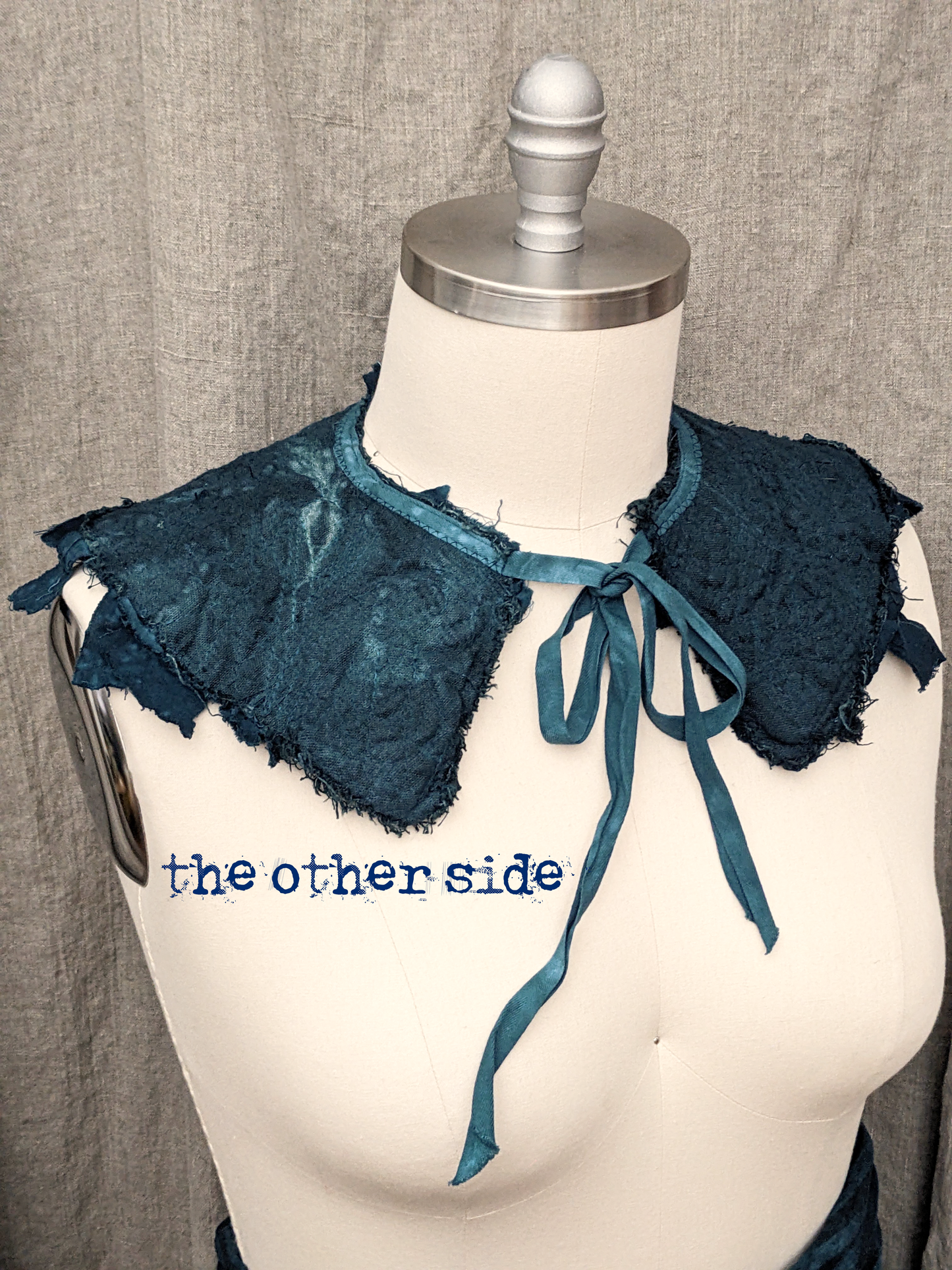 secret lentil artifacted collar (detachable / attachable) in deep teal