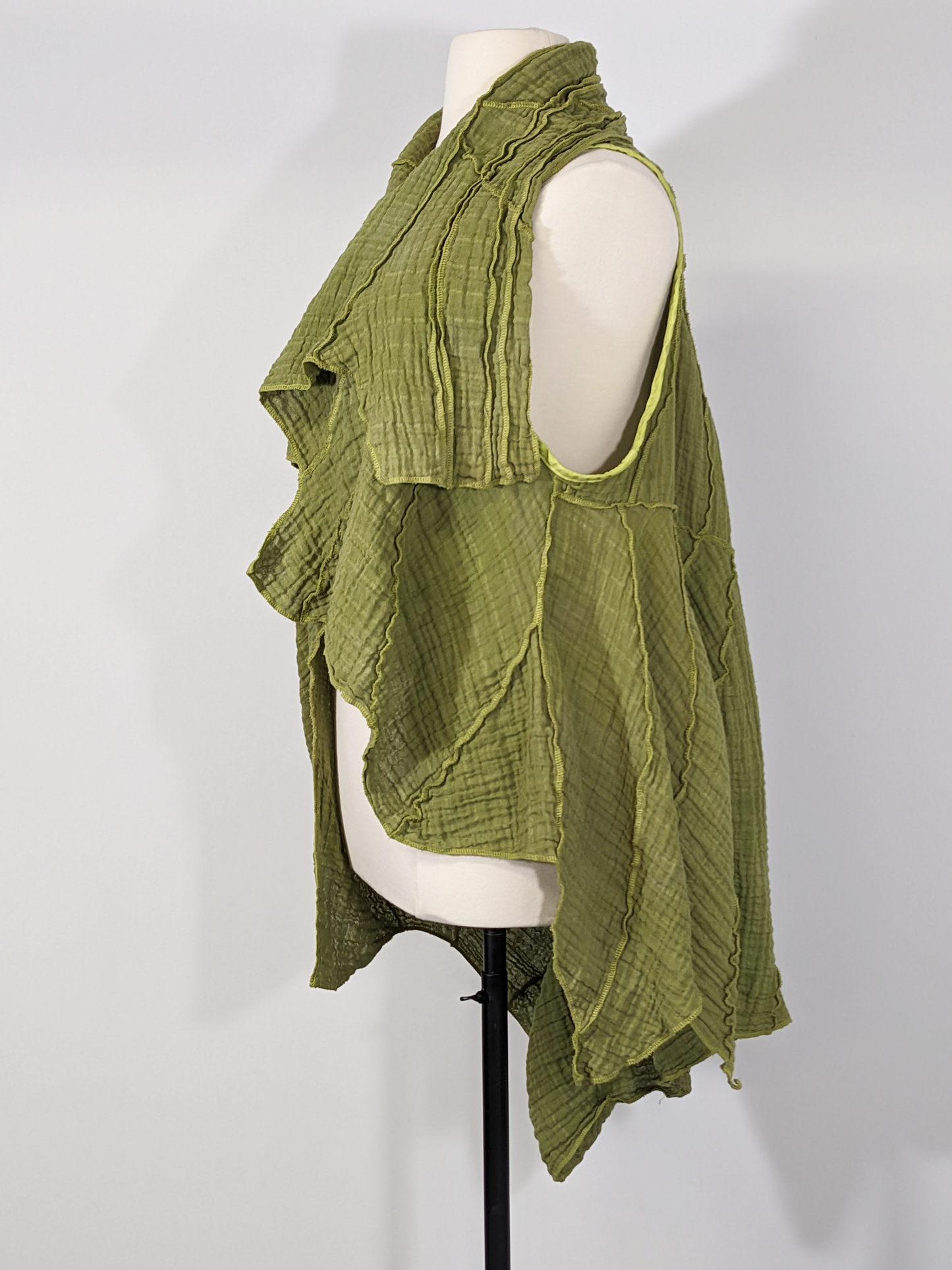 Perfect Avocado: deluxe double-gauze vest