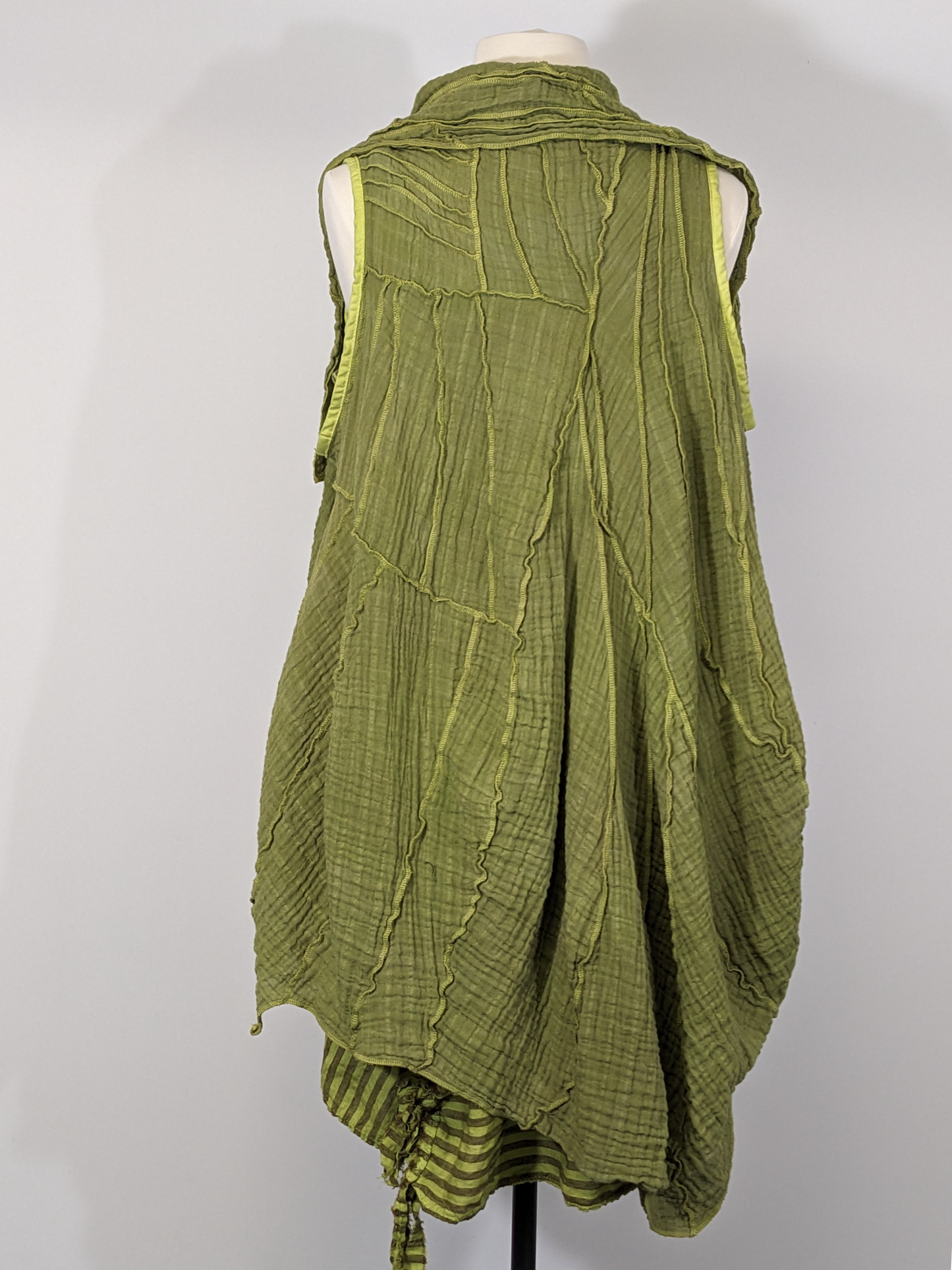 Perfect Avocado: deluxe double-gauze vest