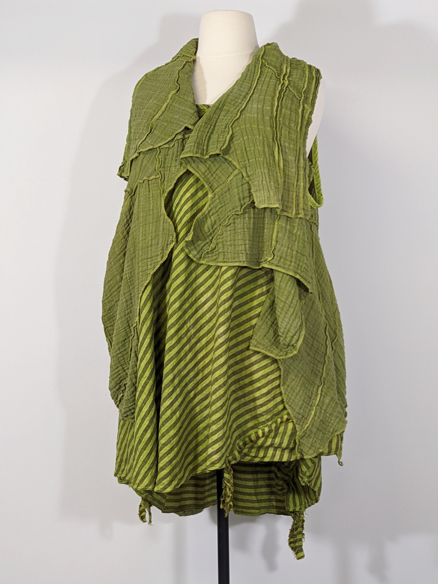 Perfect Avocado: deluxe double-gauze vest