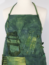 The Essential Garment Dyed Apron - Kale