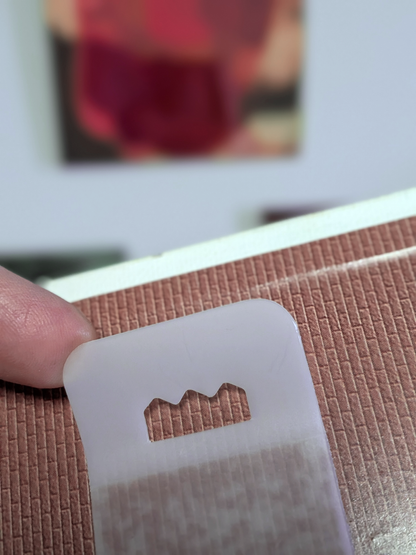 clasp! for your canvasboard painting